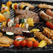 Tips BBQ-an Enak di Rumah dengan Budget Rp100 Ribuan, Ini yang Perlu Dibeli dan Disiapkan!