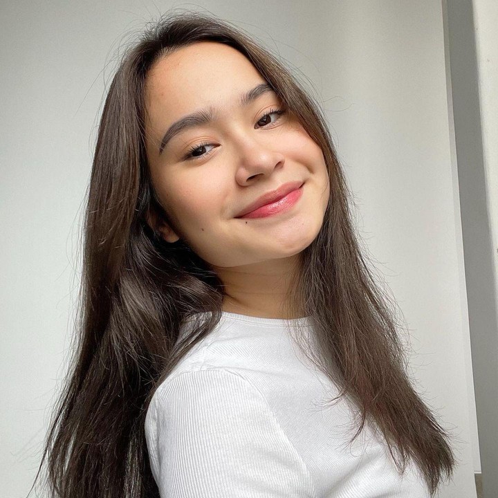 <p>Satine Zaneta merupakan anak kedua dari empat bersaudara. Ia merupakan anak perempuan Abimana dan Inong Ayu satu-satunya. (Foto: Instagram @satinezaneta)</p>
