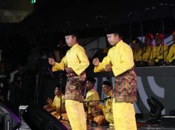 Mengenal Pakaian Adat Riau: Jenis dan Maknanya yang Mengandung Nilai Islami
