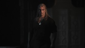 Henry Cavill Diminta Balik ke The Witcher Usai Didepak dari Superman