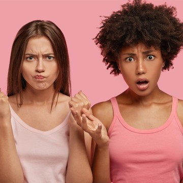 2 Zodiak yang Harus Hati-hati Selama Venus Retrograde, Terutama Soal Percintaan!