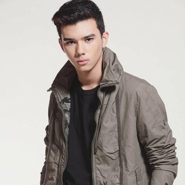 Jeff Smith dan Aisyah Aqilah Bintangi Drama Adaptasi Novel 'Aku Tak Membenci Hujan'