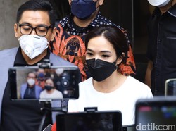 Doa Gempi untuk Gisel yang Jalani Pemeriksaan Kasus Video Syur