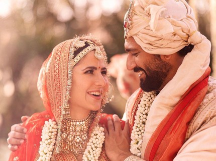 Potret Artis India Katrina Kaif Nikah dengan Vicky Kaushal yang 5 Tahun Lebih Muda