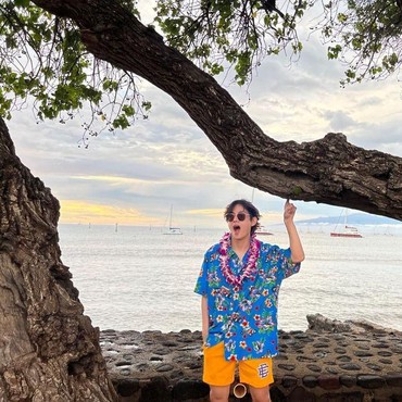 Lagu OST 'Our Beloved Summer' dari V BTS Bakal Dirilis Malam Natal