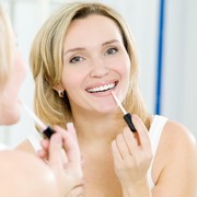 BeauPicks: 5 Lip Serum Murah Meriah di Bawah Rp50 Ribuan, Tuntaskan Masalah Bibir Gelap Sekarang Juga!