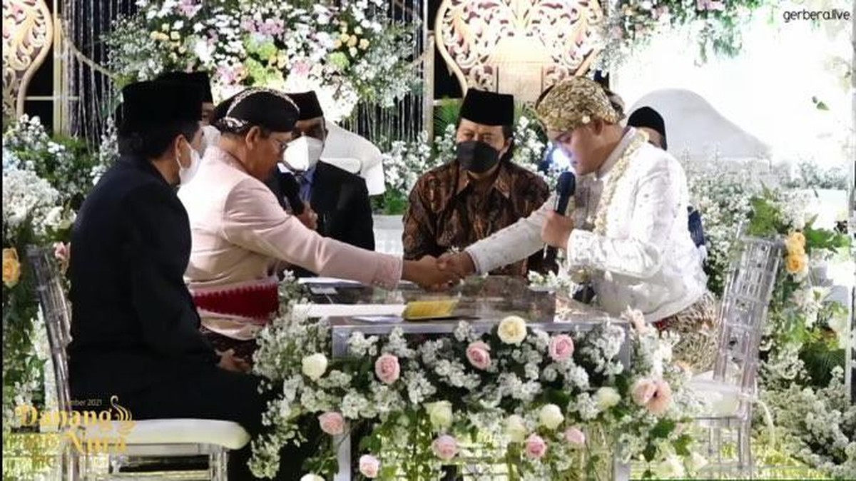 Danang DA dan Hemas Nura akan menikah hari ini di Alana Hotel Yogyakarta dengan mengusung adat Pakem Yogya&period; Yuk intip&excl;