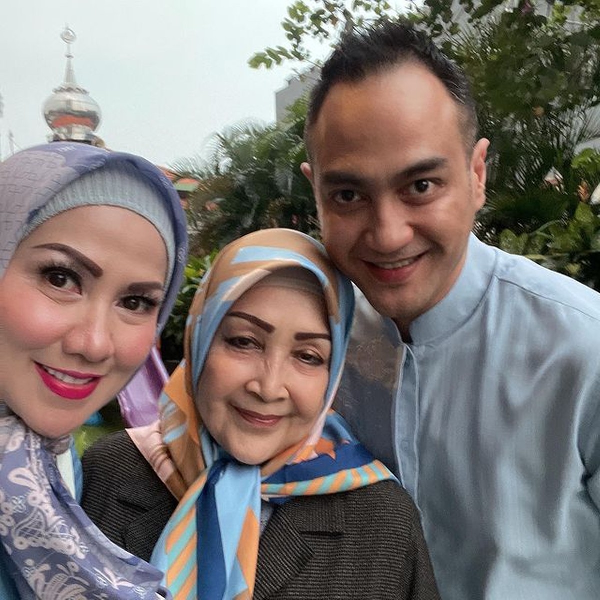 7 Potret Venna Melinda dan Ferry Irawan Pamer Kebersamaan