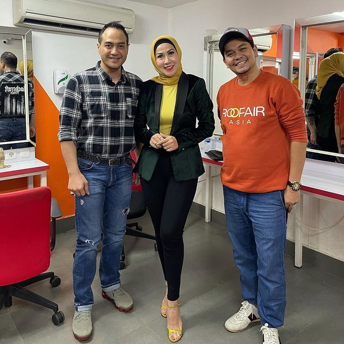 7 Potret Venna Melinda dan Ferry Irawan Pamer Kebersamaan