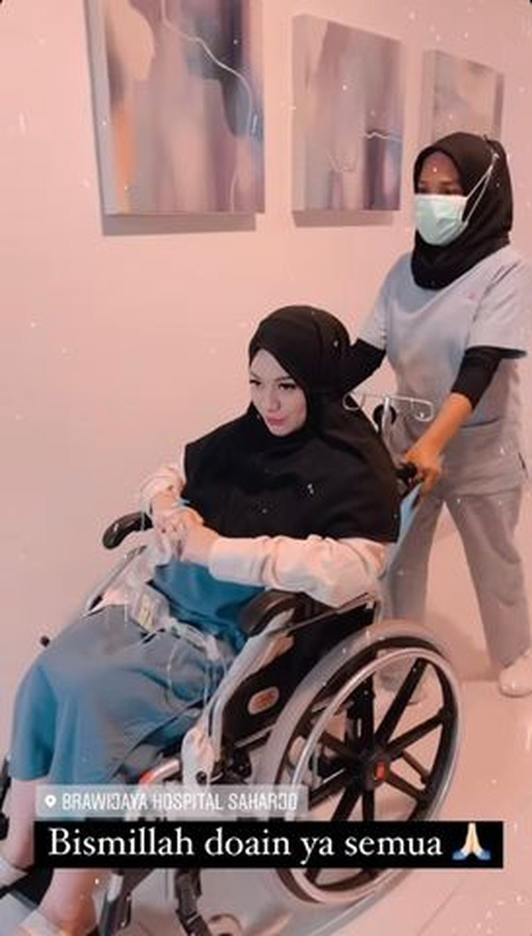 Kebahagiaan tengah menyelimuti keluarga Sule, Nathalie Holscher telah berhasil melahirkan anak pertamanya (12/12). Yuk intip momennya!