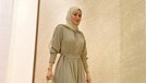 8 OOTD Olla Ramlan Berhijab Masuk Nominasi Wanita Tercantik di Dunia 2021 Olla Ramlan wanita satu-satunya yang memakai hijab masuk nominasi wanita tercantik dunia 2021 versi TC Candler. Yuk intip ootdnya!