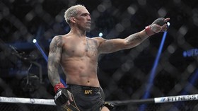 Hasil UFC 289: Oliveira Buat Dariush Kalah TKO Ronde Pertama