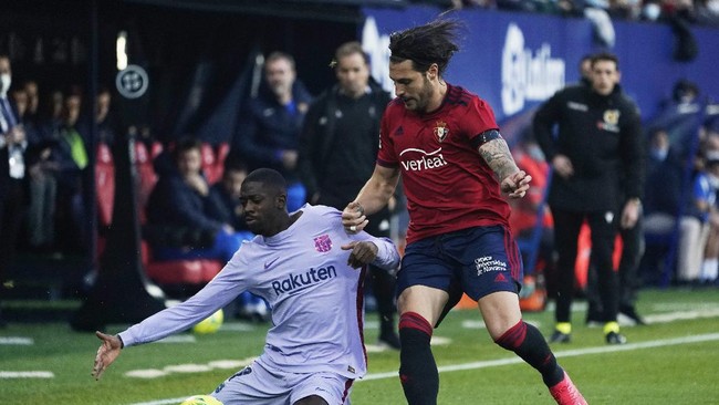 Barcelona harus puas bermain imbang 2-2 saat menghadapi Osasuna dalam laga lanjutan Liga Spanyol.