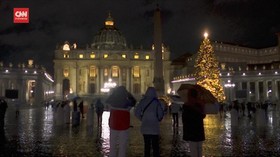 VIDEO: Menikmati Gemerlap Sinar Pohon Natal di Vatikan
