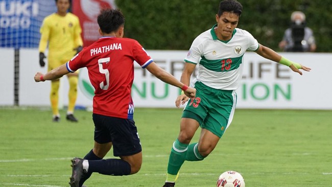 Rachmat Irianto memutuskan meninggalkan klub kesayangannya, Persebaya Surabaya, karena keluarganya mendapat teror dari oknum tak dikenal.