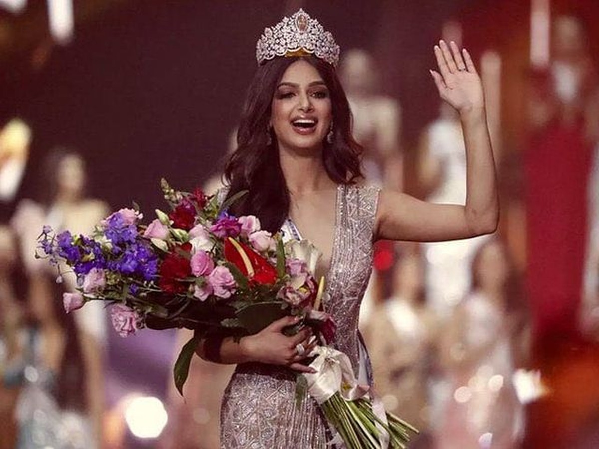 Ajang kecantikan Miss Universe 2021 telah dimenangkan oleh perempuan cantik asal India Harnaaz Shandu&period; Yuk intip pesonanya&excl;
