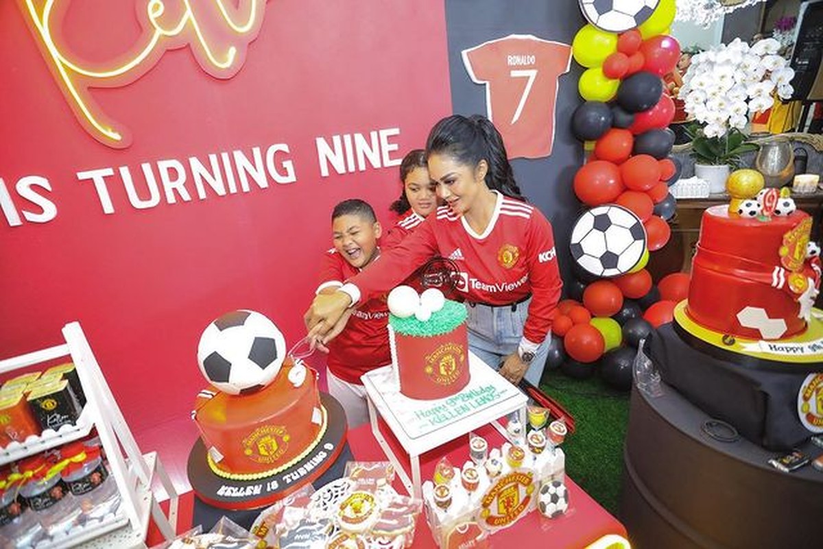 Krisdayanti baru saja menggelar pesta ulang tahun anak bungsunya&comma; Kellen Alexander Lemos yang ke 9 tanpa Raul Lemos&period; Yuk intip&excl;