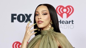 Doja Cat Panik Nama Akun Twitter Tak Bisa Diganti