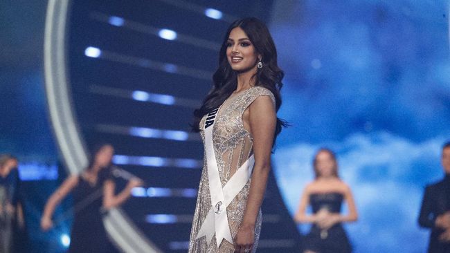 Miss Miss India Harnaaz Sandhu terpilih menjadi Miss Universe 2021. Final Miss Universe berlangsung di Eilat, Israel, Minggu (12/12).