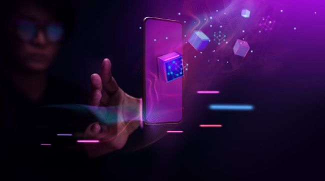 Perbankan Dunia Ramai-ramai Buka Cabang di Metaverse Keputusan Mark Zuckerberg mengganti nama jadi Meta membuat industri perbankan dunia ramai-ramai buka cabang di Mateverse.