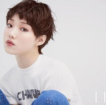 img-title Simak Para Aktris Korea yang Tampil Kece dengan Rambut Pendeknya!