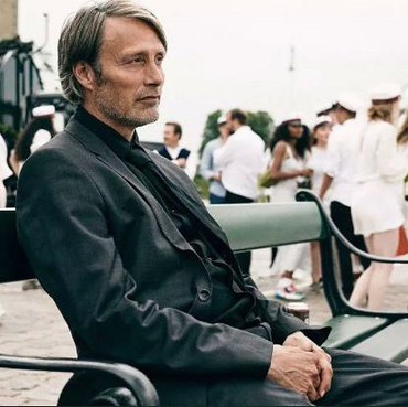 Intip Mads Mikkelsen Jadi Pemeran Baru Grindelwald di 'Fantastic Beasts'