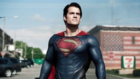 Dwayne Johnson Beber Pentingnya Superman untuk Masa Depan DC
