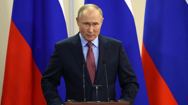Presiden Rusia Vladimir Putin mengklaim teknologi senjata hipersonik negaranya paling mutakhir di dunia, mengungguli AS.