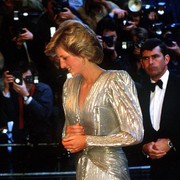 Dari Putri Diana sampai Kate Middleton, Simak Gaya Para Putri Kerajaan Memakai Gaun Perak! Siapa Paling Glamor?