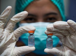 Studi Dunia Nyata Vaksin Sinovac-Pfizer Vs Omicron, Mana yang Terbaik?