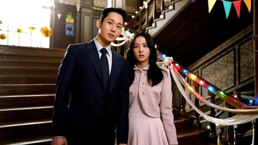 img-title Jung Hae In & Jisoo Pamer Kode Mesra di IG, Tagar 'HAESOO' Bergema