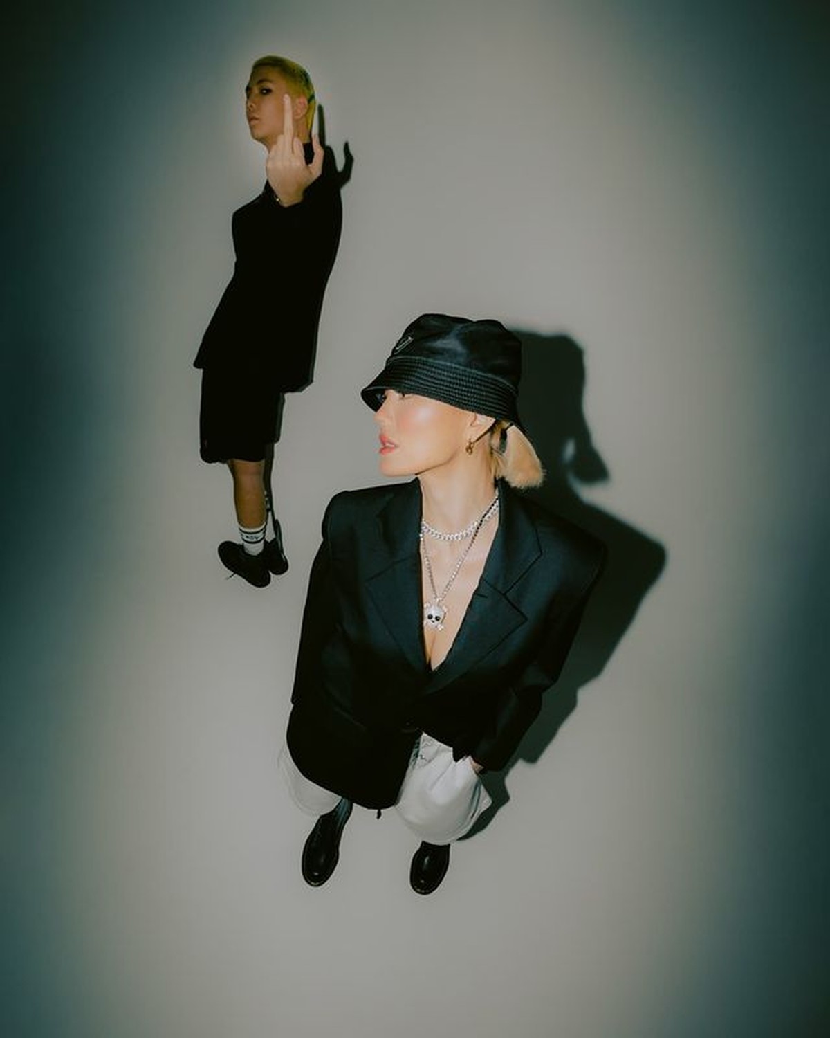 Agnez Mo dan Adam Rosyadi baru-baru ini melakukan pemotretan pakai Harajuku style&period; Yuk kita intip potretnya&excl;