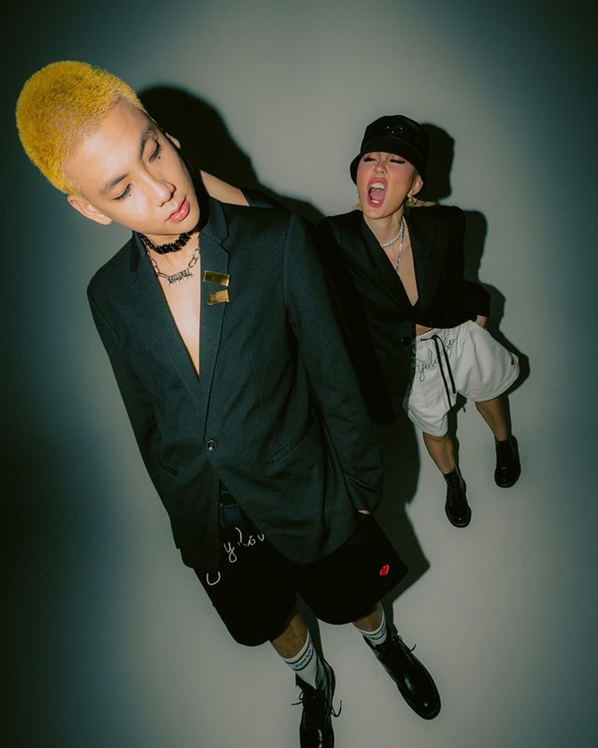 Agnez Mo dan Adam Rosyadi baru-baru ini melakukan pemotretan pakai Harajuku style&period; Yuk kita intip potretnya&excl;