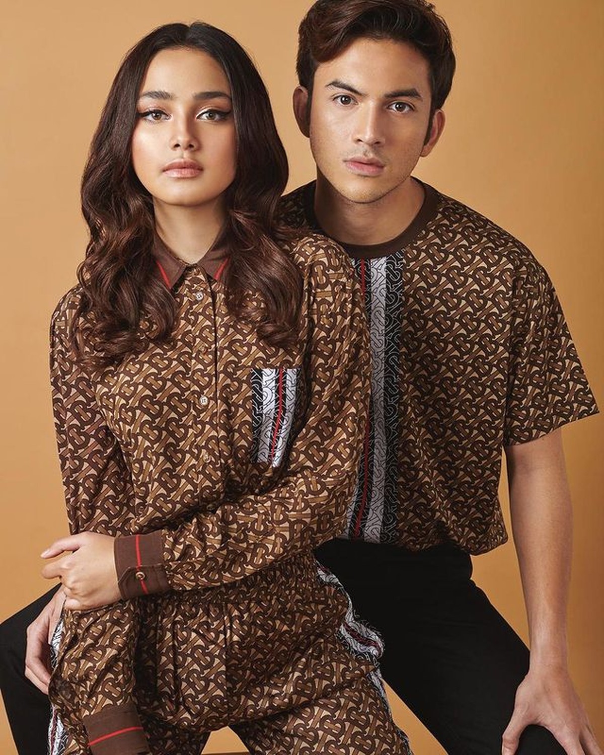 Sebelum diciduk oleh polisi kasus narkoba&comma; Rizky Nazar masih berduaan dengan kekasihnya Syifa Hadju&period; Yuk intip potret mereka&excl;