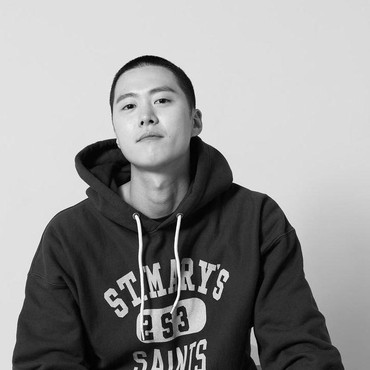 Aktor Gong Myung Jalani Wajib Militer Hari Ini