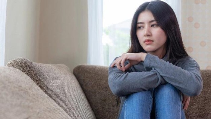 Bukan Hanya karena Perlakuan yang Tak Menyenangkan, Ini 7 Pemicu Kenapa Emosi Sedih Bisa Datang