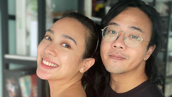 12 Tahun Menanti, Dea Ananda dan Ariel Nidji Akhirnya Bagikan Kabar Kehamilan Anak Pertama