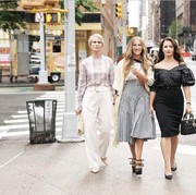 Intip Kostum Fashionable dari Serial 'And Just Like That...' Episode 1 & 2!