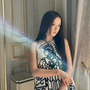 Jadi Panutan Gaya, Ini Tampilan Jisoo BLACKPINK Paling Ikonis di Tahun 2021