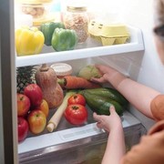Ada Tomat dan Roti, 6 Makanan Ini Ternyata Tidak Seharusnya Disimpan dalam Kulkas