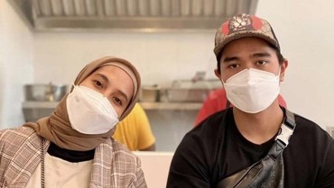 img-title Kaesang Gandeng Finalis Puteri Indonesia, Nadya Arifta Disentil soal Karma