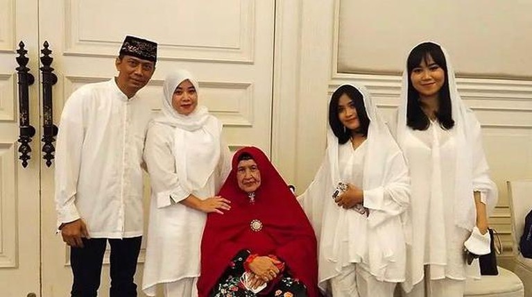 Potret Beda Tahlilan 40 Hari Keluarga Vanessa Angel & Bibi Andriansyah