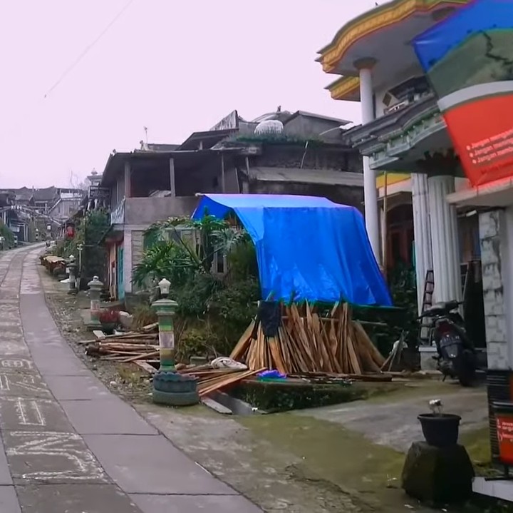 <p>Kampung yang terdapat di Kecamatan Sawangan, Kabupaten Magelang itu didominasi oleh masyarakat yang sebagian besar berkerja sebagai petani sayur.(Foto: YouTube Jejak Bang Ibra)</p>