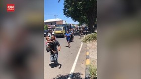 VIDEO: Warga Berhamburan Saat Gempa 7,5 M