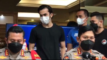 img-title Ditangkap karena Narkoba, Rizky Nazzar Direhabilitasi