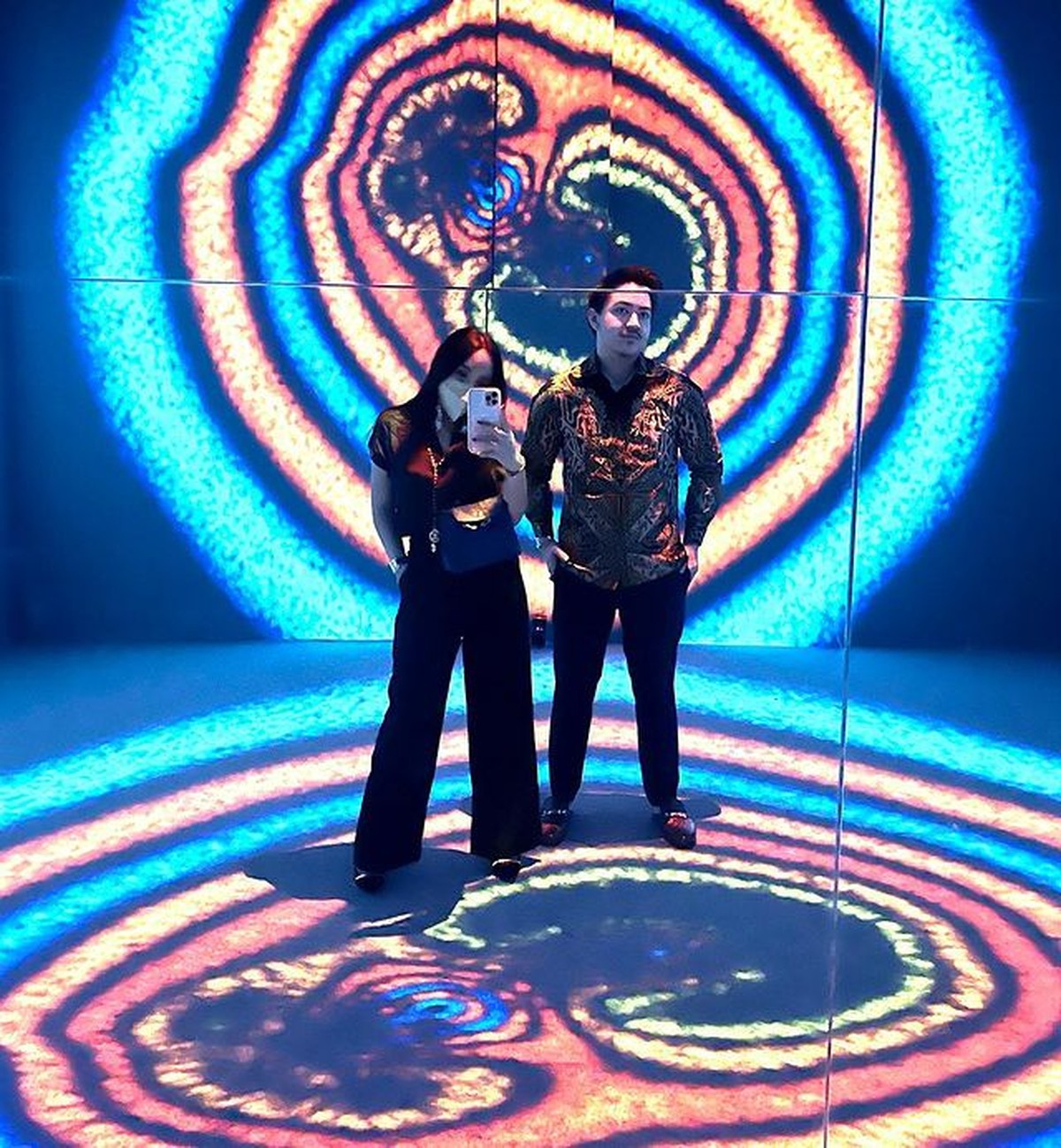 Salmafina Khairunnisa mencuri perhatian publik lewat unggahan terbarunya bersama putra pendeta&period; Yuk intip&excl;