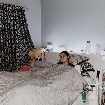 9 Potret Senyum & Perjuangan Terakhir Laura Anna Sebelum Meninggal Dunia