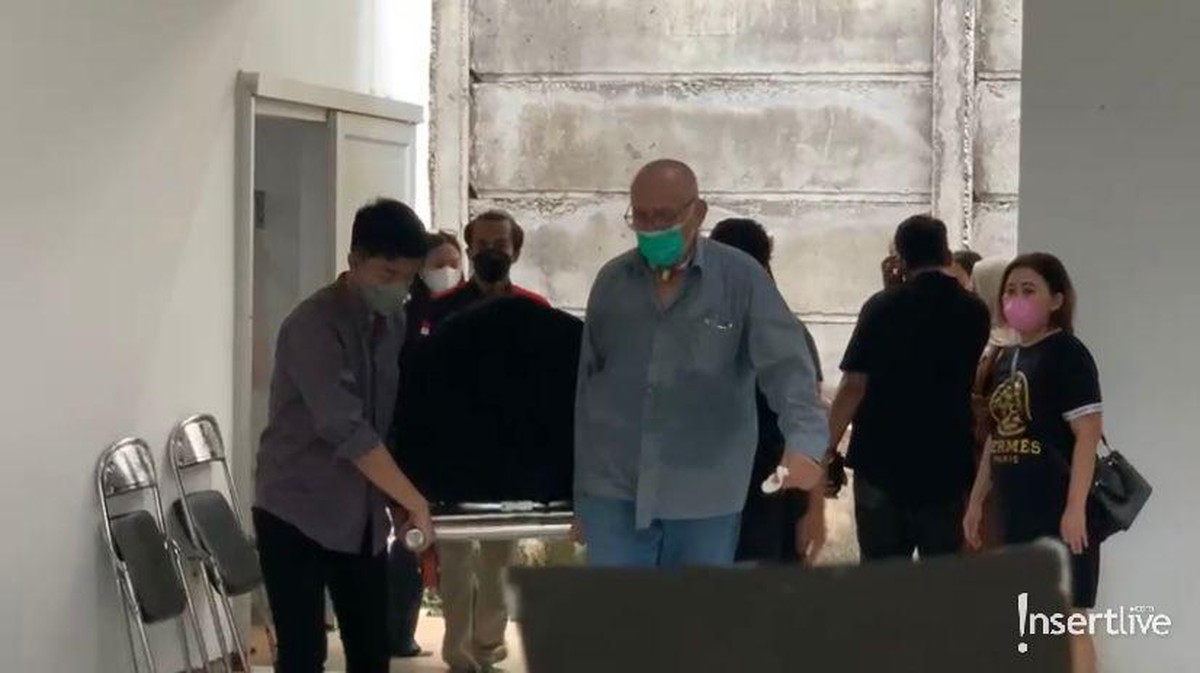 Kabar duka mengejutkan datang dari selebgram Laura Anna yang meninggal dunia hari ini Rabu pukul 09&period;22 Wib&period; Yuk intip&excl;