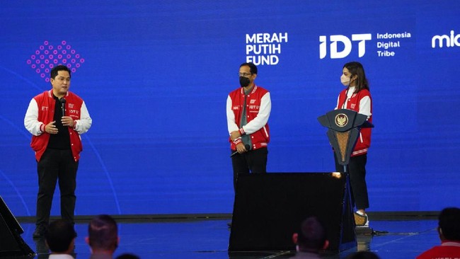 Menteri BUMN Erick Thohir menyebut, tantangan dunia saat ini tak ubahnya seperti yang terjadi dalam film-film besutan Marvel yakni Avengers dan Eternals.