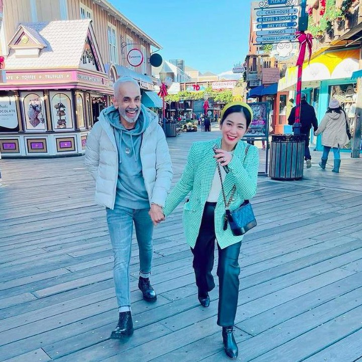<p>Dari unggahannya, Bunga Zainal dan keluarga tampaknya memulai liburan mereka dengan mengunjungi kota besar di Amerika Serikat, tepatnya di West Coast. (Foto: Instagram @bungazainal05)</p>